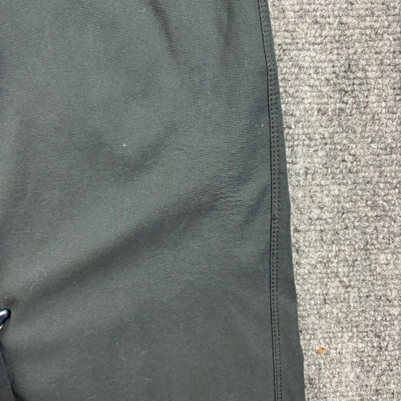 COLUMBIA Women’s Black Omni-Shield Outdoor Active Hiking Pants size: Medium - Picture 3 of 9